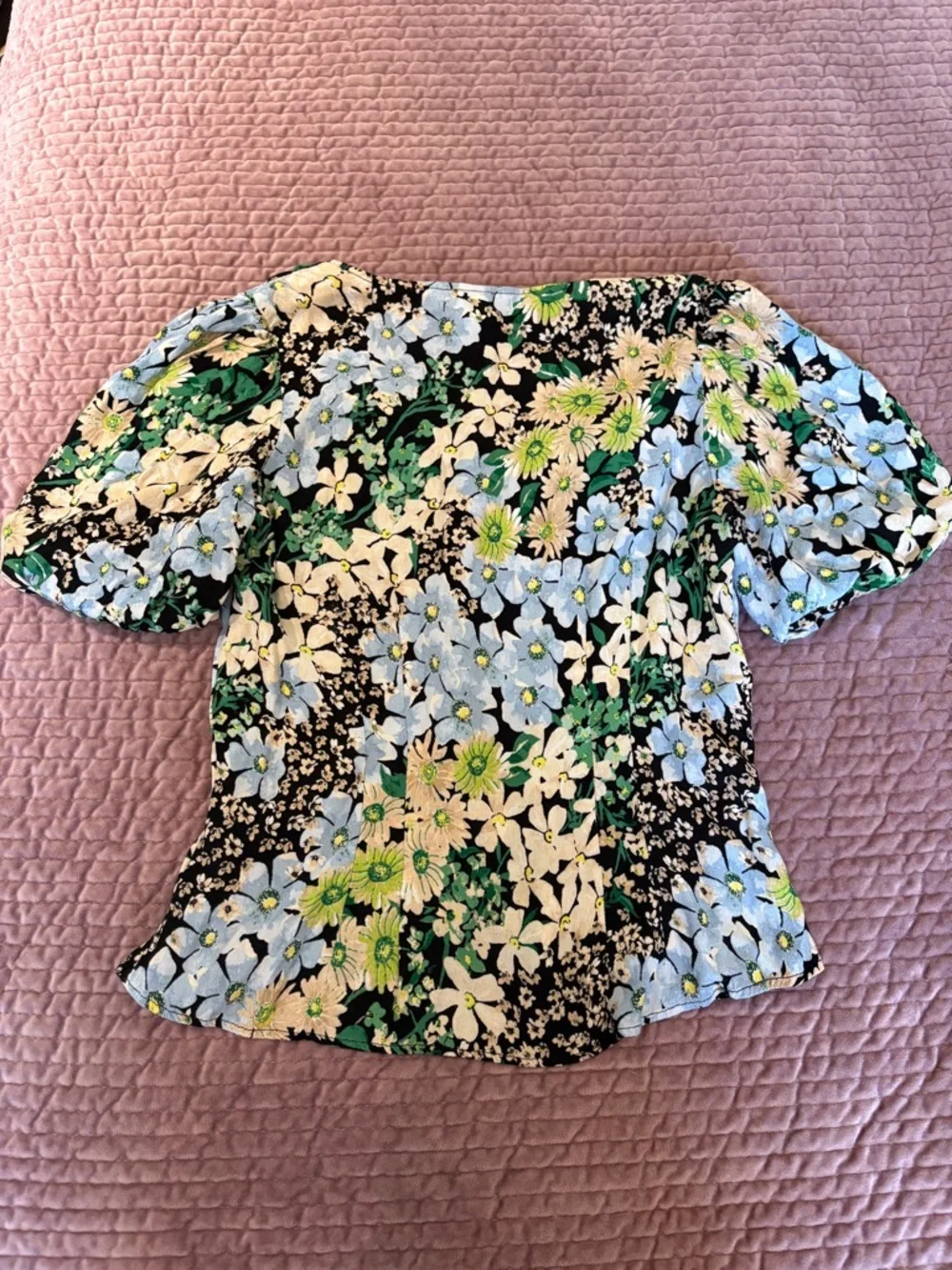 H&M Black Floral Tie-Front Puff Sleeve Top - Picture 6 of 6